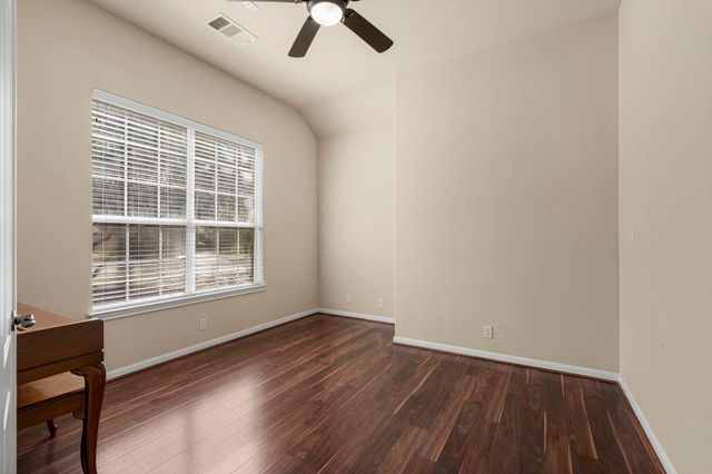 281 Kensington LN, Austin, TX 78737