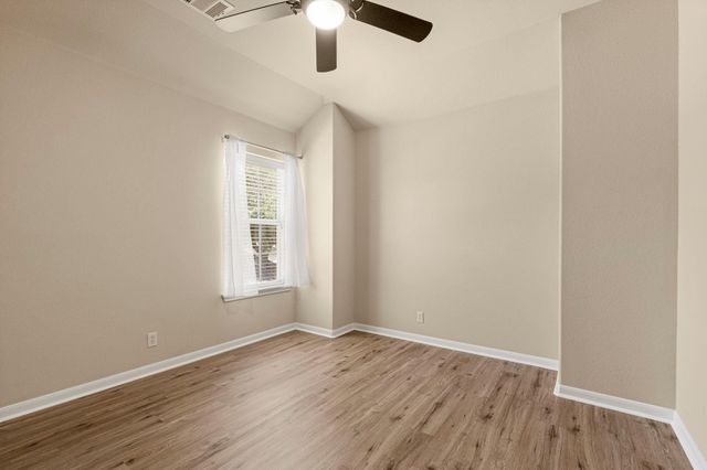 281 Kensington LN, Austin, TX 78737