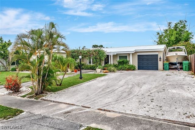 341 Duxbury AVE, Port Charlotte, FL 33952