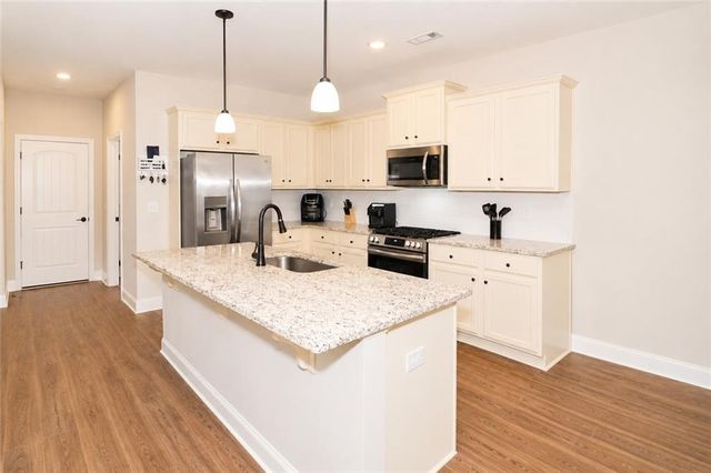 1215 Awenasa Drive, Villa Rica, GA 30180