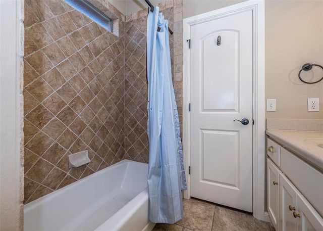 1413 NW 176th Street, Edmond, OK 73012