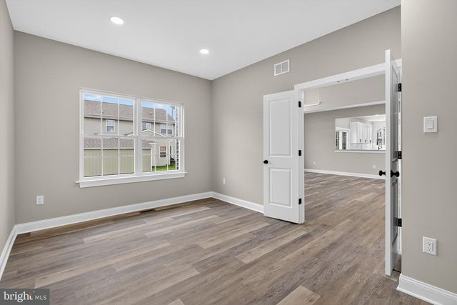 16 ANNIE GILLIS LN, Smyrna, DE 19977