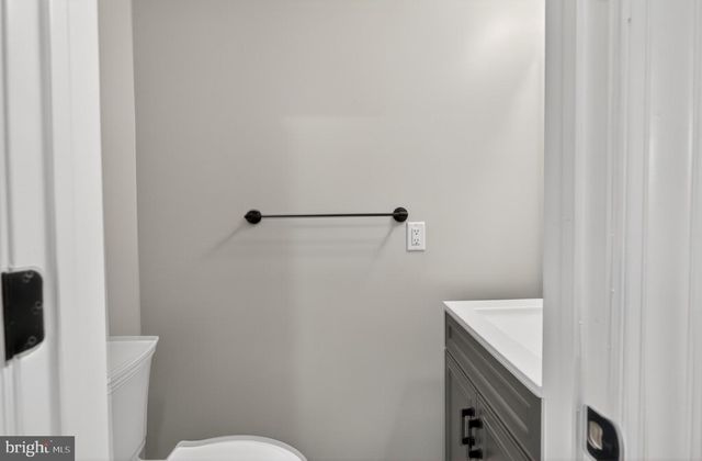 16 ANNIE GILLIS LN, Smyrna, DE 19977