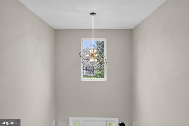 16 ANNIE GILLIS LN, Smyrna, DE 19977