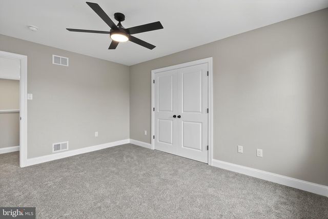 16 ANNIE GILLIS LN, Smyrna, DE 19977