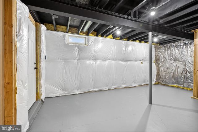 16 ANNIE GILLIS LN, Smyrna, DE 19977