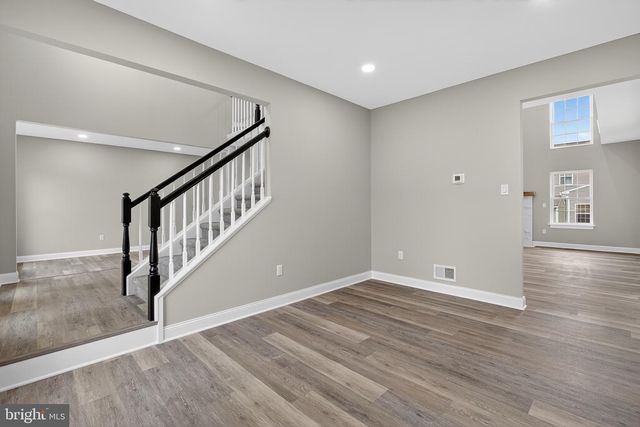 16 ANNIE GILLIS LN, Smyrna, DE 19977