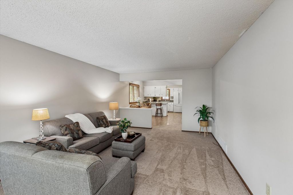 1493 Arundel Street, Saint Paul, MN 55117 — photo 3