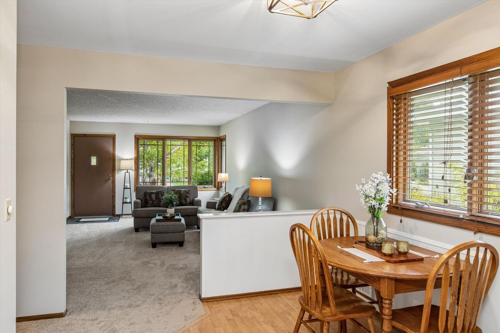 1493 Arundel Street, Saint Paul, MN 55117 — photo 4