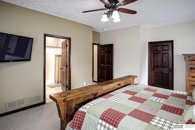 512 5th Street, Yutan, NE 68073