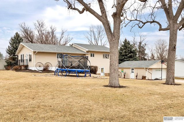 512 5th Street, Yutan, NE 68073