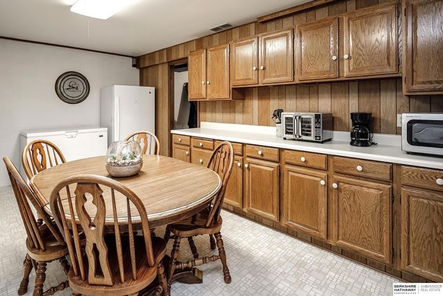 512 5th Street, Yutan, NE 68073