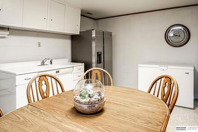 512 5th Street, Yutan, NE 68073