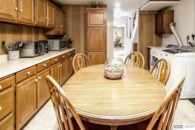 512 5th Street, Yutan, NE 68073