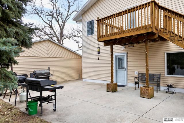 512 5th Street, Yutan, NE 68073