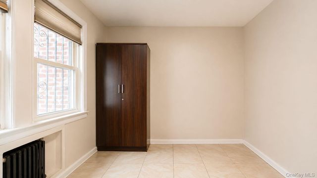 143-18 84th Avenue, Briarwood, NY 11435