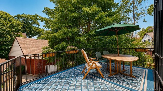 143-18 84th Avenue, Briarwood, NY 11435