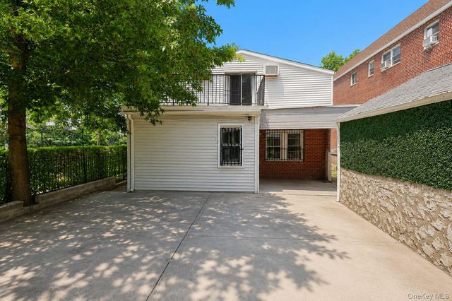 143-18 84th Avenue, Briarwood, NY 11435