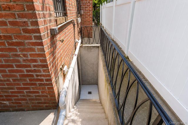 143-18 84th Avenue, Briarwood, NY 11435