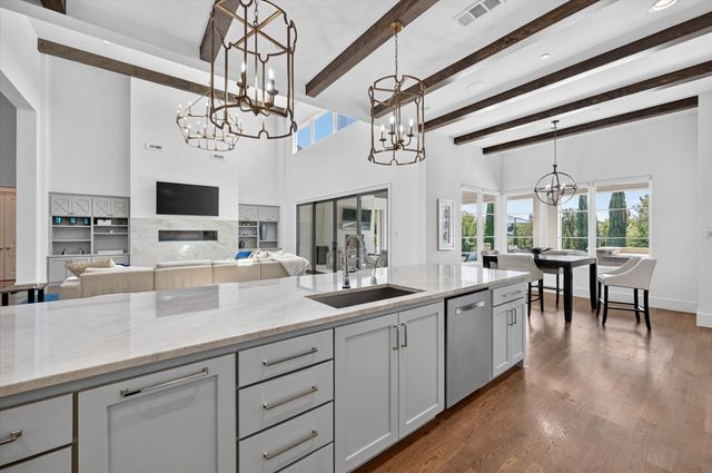 1827 Seville Cove, Westlake, TX 76262