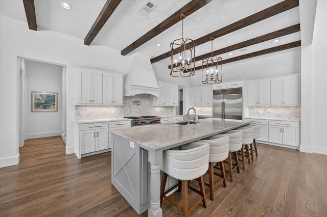 1827 Seville Cove, Westlake, TX 76262