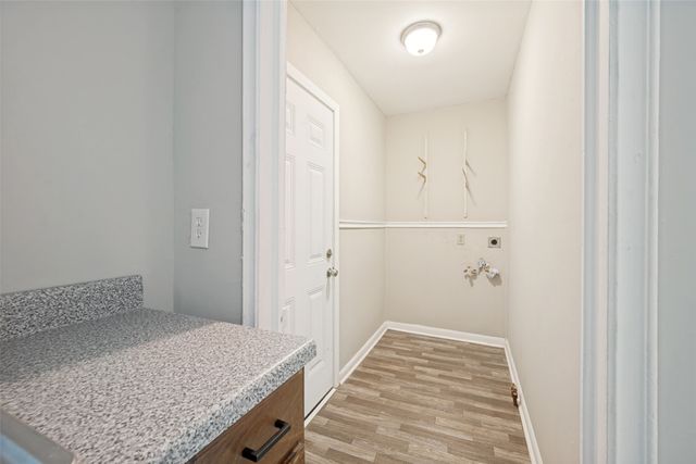1225 W Boyce Avenue, Fort Worth, TX 76115