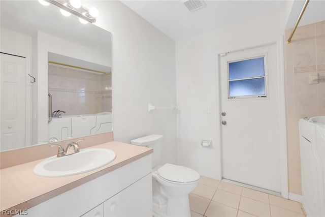 6740 Blake Pledger CT, North Fort Myers, FL 33917