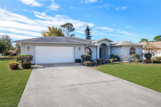 6740 Blake Pledger CT, North Fort Myers, FL 33917