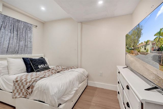 1520 NW 3rd Ave, Fort Lauderdale, FL 33311