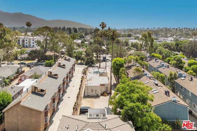 271 N Holliston Avenue A, Pasadena, CA 91106