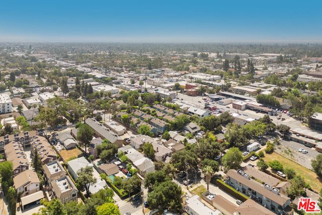271 N Holliston Avenue A, Pasadena, CA 91106