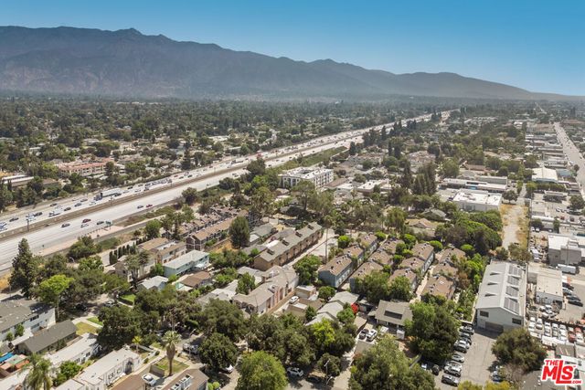 271 N Holliston Avenue A, Pasadena, CA 91106