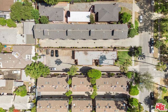 271 N Holliston Avenue A, Pasadena, CA 91106