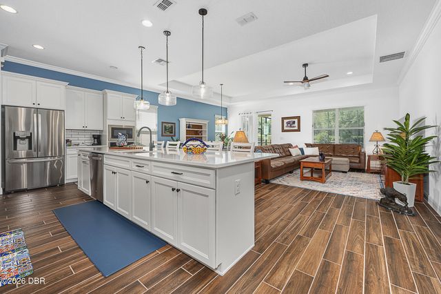 7748 Four Seasons Boulevard, Kissimmee, FL 34747