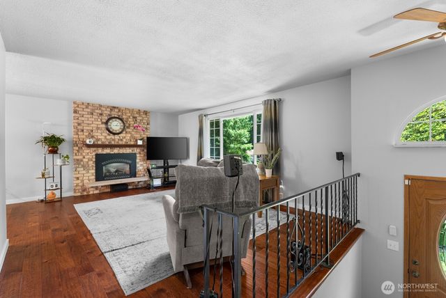 2309 31st Avenue SE, Puyallup, WA 98374
