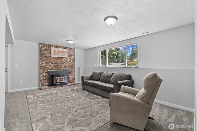 2309 31st Avenue SE, Puyallup, WA 98374