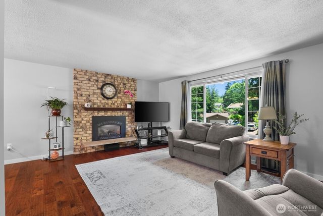 2309 31st Avenue SE, Puyallup, WA 98374
