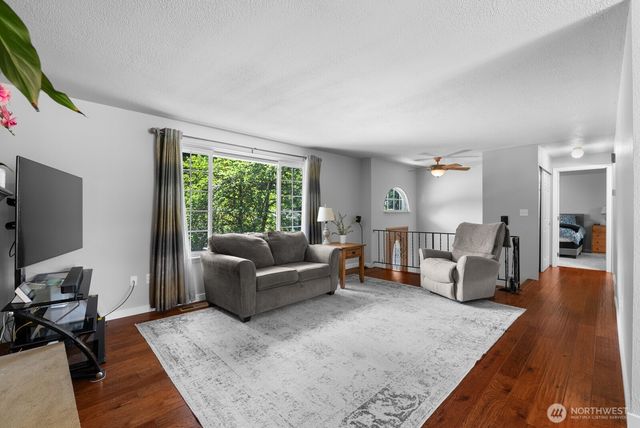2309 31st Avenue SE, Puyallup, WA 98374