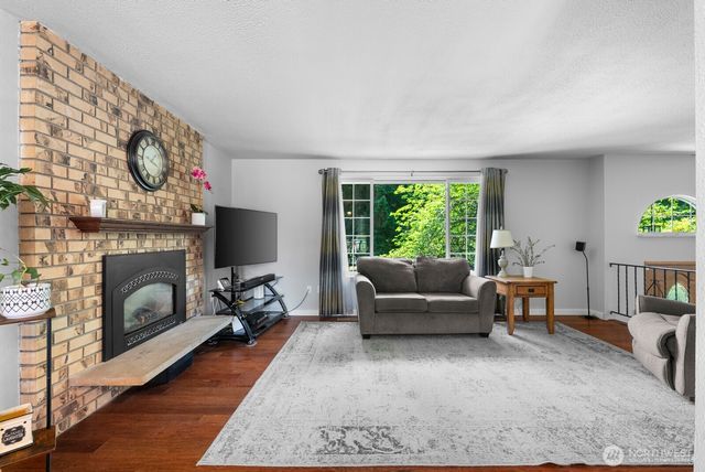 2309 31st Avenue SE, Puyallup, WA 98374