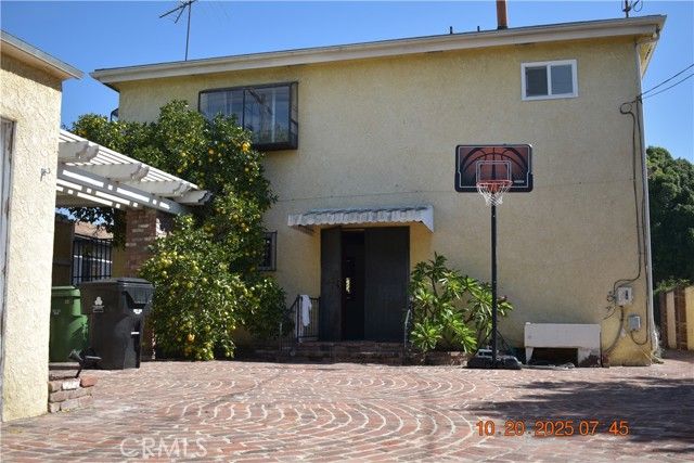 1009 S Rimpau, Los Angeles, CA 90019