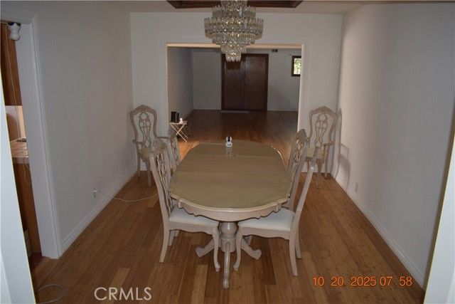 1009 S Rimpau, Los Angeles, CA 90019