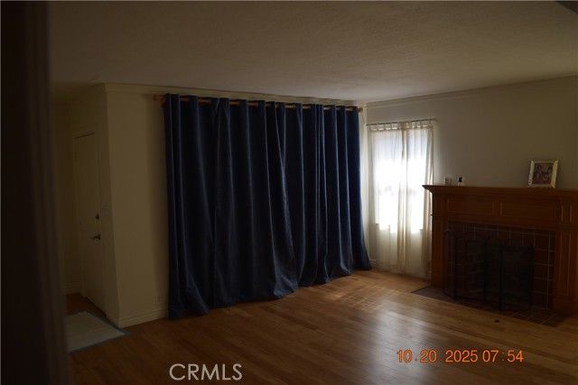 1009 S Rimpau, Los Angeles, CA 90019