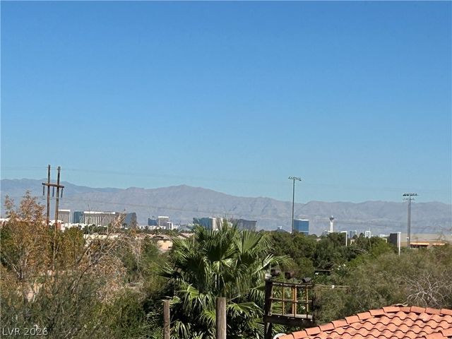 142 Antimony Avenue, Las Vegas, NV 89183