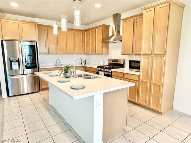 142 Antimony Avenue, Las Vegas, NV 89183