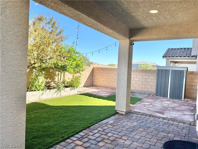 142 Antimony Avenue, Las Vegas, NV 89183