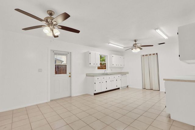 357 Garden Boulevard, Palm Beach Gardens, FL 33410