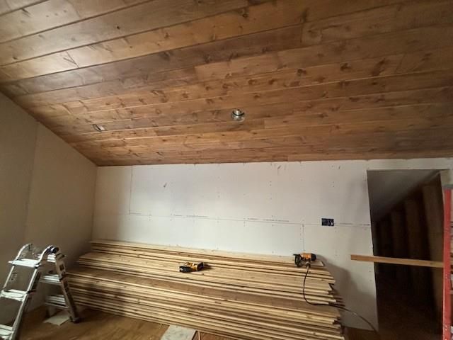 E2053 Fawn Court, La Valle, WI 53941