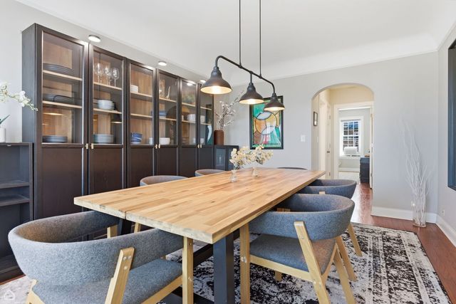 2331 W Farwell Avenue 3N, Chicago, IL 60645