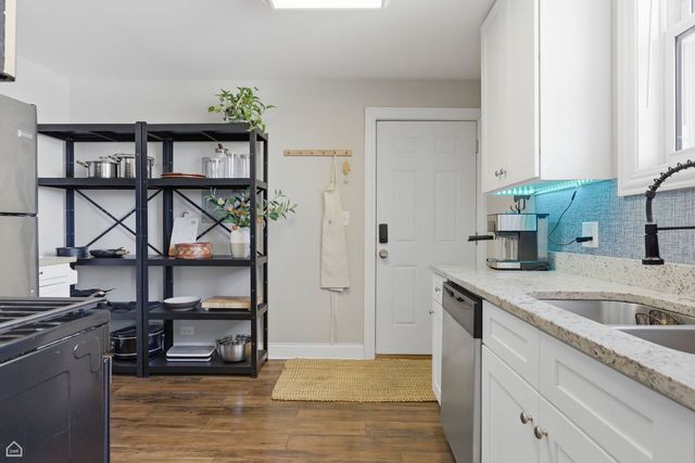 2331 W Farwell Avenue 3N, Chicago, IL 60645