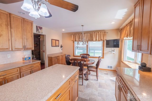 3817 Park Avenue, Edison, NJ 08820